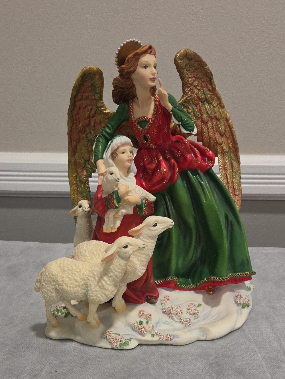 Lenox Behold The Child 1998 By Lynn Bywaters Holiday Angel and Child